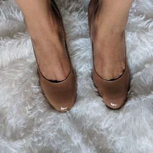 Nine West Nude Heels/Pumps size 5